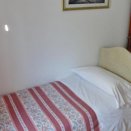 Hotel Piccolo Mondo بورمْيو الغرفة الصورة