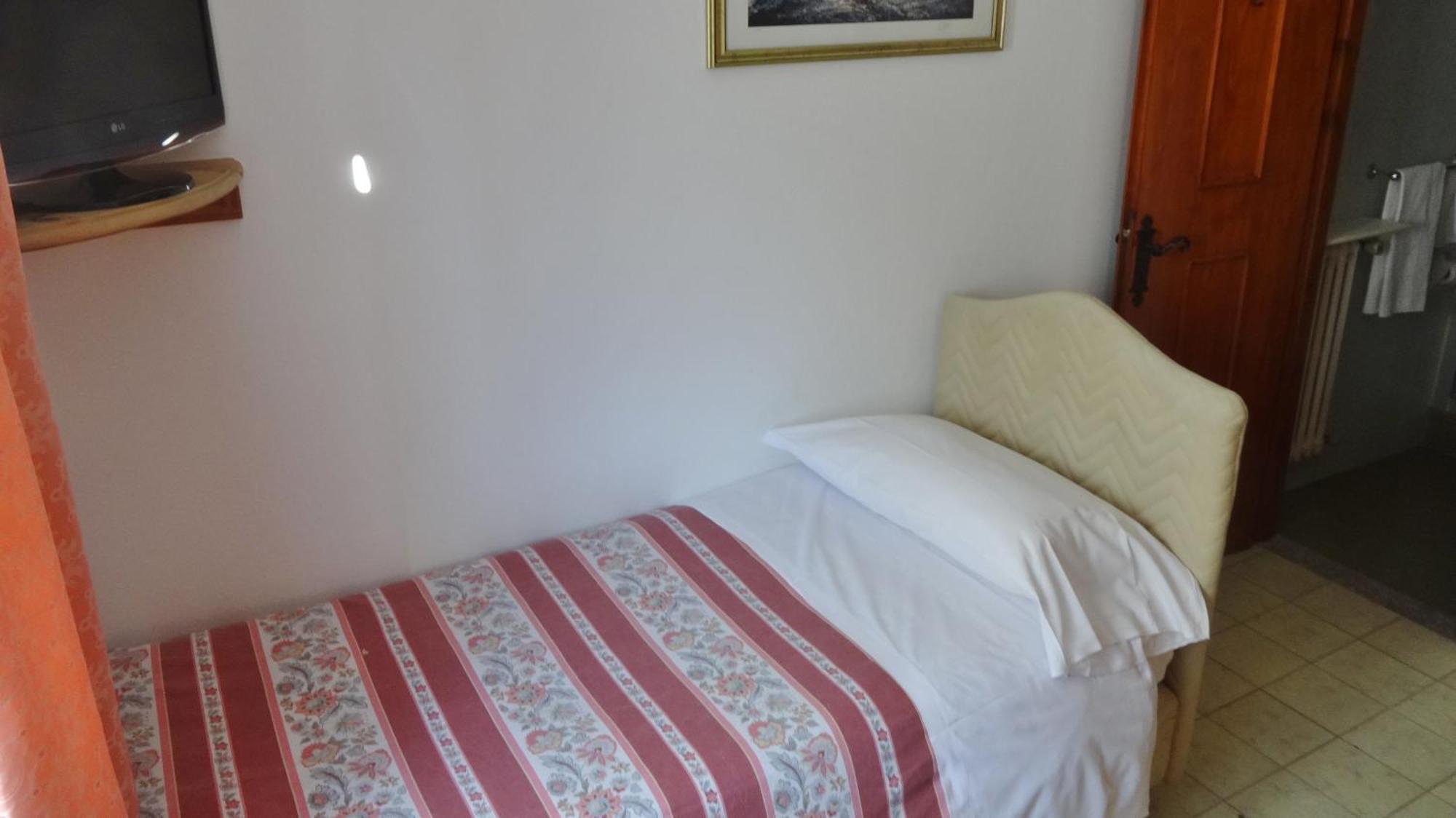 Hotel Piccolo Mondo بورمْيو الغرفة الصورة