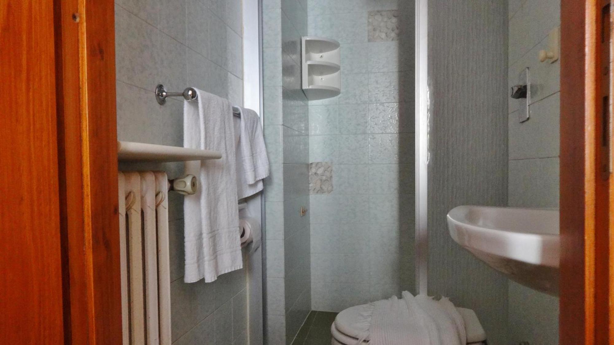 Hotel Piccolo Mondo بورمْيو الغرفة الصورة